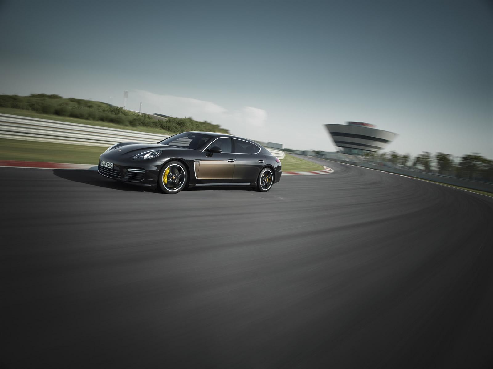 Porsche представляет роскошную лимитированную версию Panamera