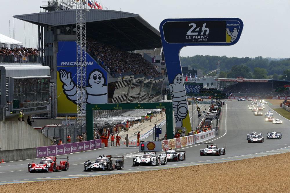 Porsche одержал победу в 24-часовой гонке Ле-Ман