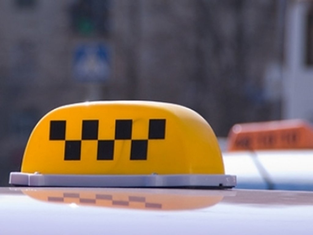 Таксиста дебошира помог задержать 8-и летний мальчик